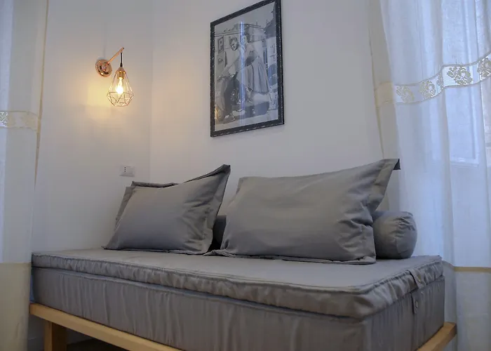 Konukevi Vespahouse Roma