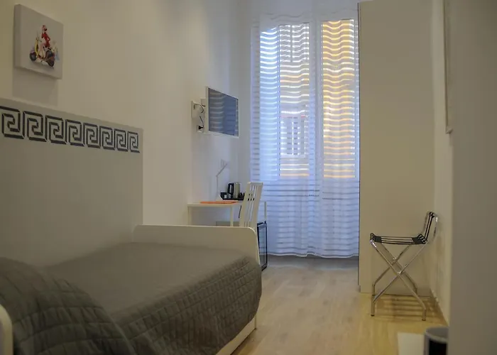 Vespahouse 4* Roma